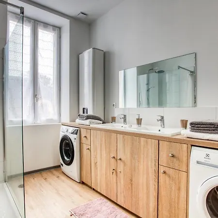 公寓 La Licorne Sarladaise *